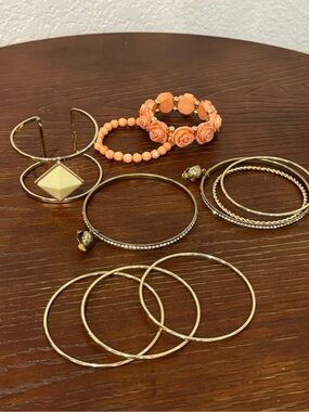 10 Women’s Coral Rose & Gold Bling Beaded Bracelet Bundle